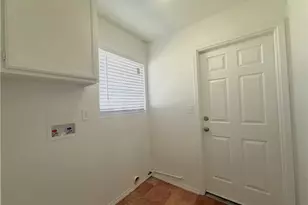 807 E Etiwanda Ave, Rialto, CA 92376 - Photo 8