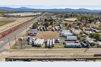 2035 W 1st, San Bernardino, CA 92407 - Photo 16