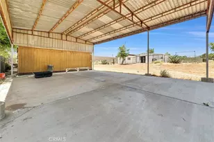 7854 Oak Hills Rd, Oak Hills, CA 92344 - Photo 48