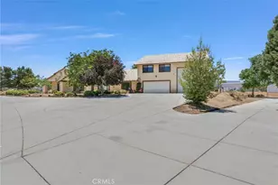 7854 Oak Hills Rd, Oak Hills, CA 92344 - Photo 6