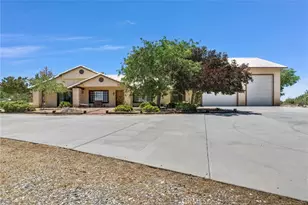 7854 Oak Hills Rd, Oak Hills, CA 92344 - Photo 4