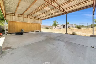 7854 Oak Hills Rd, Oak Hills, CA 92344 - Photo 48
