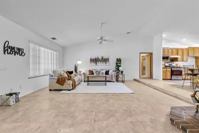 7854 Oak Hills Rd, Oak Hills, CA 92344 - Photo 10