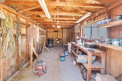 7854 Oak Hills Rd, Oak Hills, CA 92344 - Photo 62