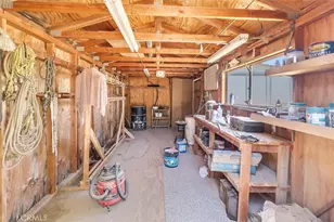 7854 Oak Hills Rd, Oak Hills, CA 92344 - Photo 62