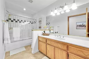 7854 Oak Hills Rd, Oak Hills, CA 92344 - Photo 26