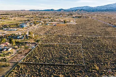 1 Rancho Road, Phelan, CA 92371 - Photo 20