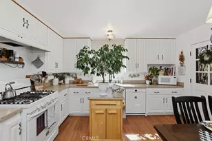 817 N Charter Dr, Covina, CA 91724 - Photo 34