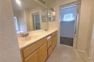 45572 Robinson Dr, Lancaster, CA 93535 - Photo 20