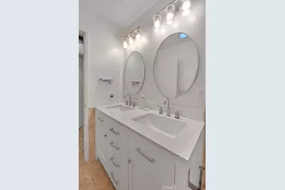 11975 Gonsalves, Cerritos, CA 90703 - Photo 22