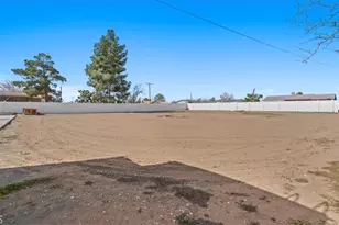 13020 Ojai Rd, Apple Valley, CA 92308 - Photo 20