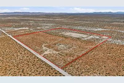 14765 Oasis, Phelan, CA 92371 - Photo 1