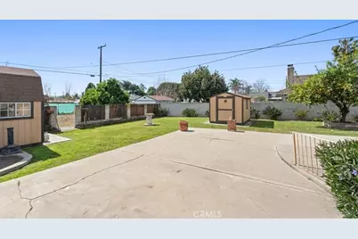 3927 Christina, Chino, CA 91710 - Photo 20