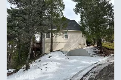 514 Pioneer, Lake Arrowhead, CA 92352 - Photo 2