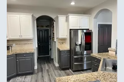 514 Pioneer, Lake Arrowhead, CA 92352 - Photo 4