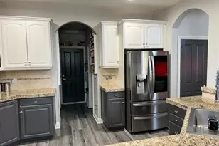 514 Pioneer, Lake Arrowhead, CA 92352 - Photo 4