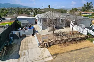 405 Lookout St, Lake Elsinore, CA 92530 - Photo 2