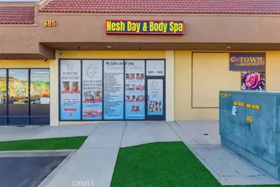 685 E Grand Boulevard #101, Corona, CA 92879 - Photo 6