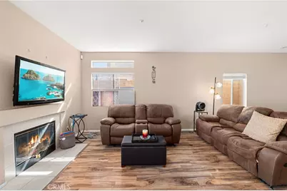 15424 Tobarra, Fontana, CA 92337 - Photo 4