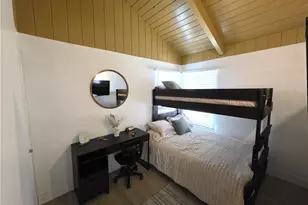 738 W Victoria Ct, Lake Arrowhead, CA 92352 - Photo 12