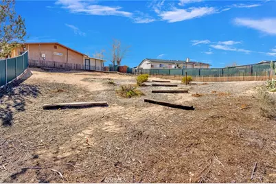 7929 Mono, Hesperia, CA 92345 - Photo 46
