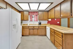 7929 Mono, Hesperia, CA 92345 - Photo 14