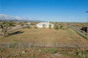 10490 Joshua, Oak Hills, CA 92344 - Photo 58