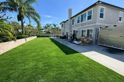 10756 Saffron Street, Fontana, CA 92337 - Photo 6