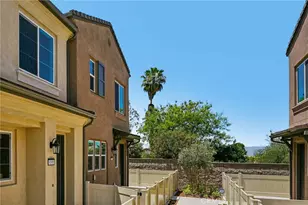 9195 Waverly Ln, Riverside, CA 92503 - Photo 2