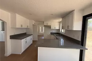 12780 Amberwood, Victorville, CA 92395 - Photo 4