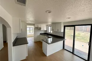 12780 Amberwood, Victorville, CA 92395 - Photo 4