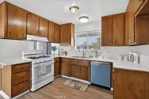 10401 Victor, Hesperia, CA 92345 - Photo 16
