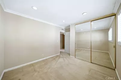 9512 Via Venezia, Burbank, CA 91504 - Photo 22