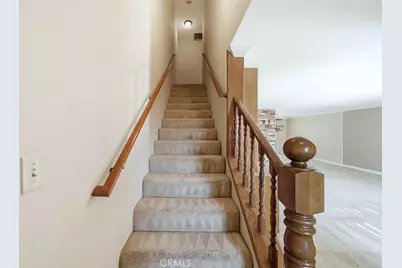 9512 Via Venezia, Burbank, CA 91504 - Photo 14