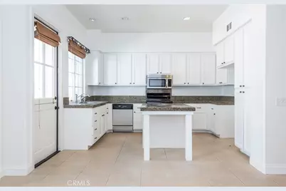 46 Middlebury, Irvine, CA 92620 - Photo 8