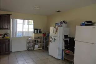 548 N Reservoir, Pomona, CA 91767 - Photo 8