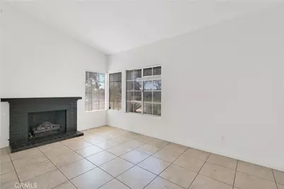 661 N Larch, Rialto, CA 92376 - Photo 4