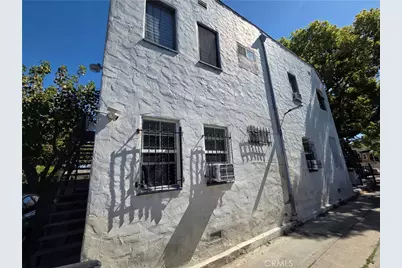 1423 E 52nd, Los Angeles, CA 90011 - Photo 4