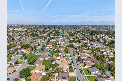 705 S Thorson Avenue, Compton, CA 90221 - Photo 22