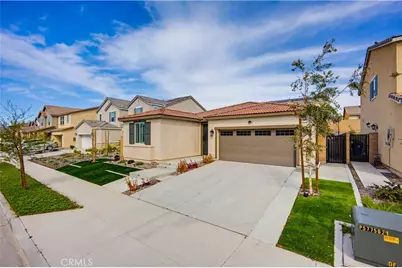 16746 Mistletoe, Fontana, CA 92336 - Photo 2