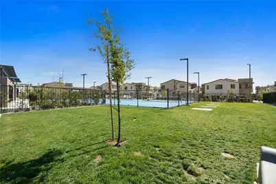 15916 Caterpillar Drive, Fontana, CA 92336 - Photo 26