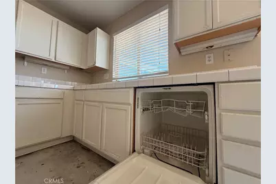 14577 Crossing, Victorville, CA 92394 - Photo 14