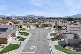 16735 Hastings Pl, Victorville, CA 92395 - Photo 30