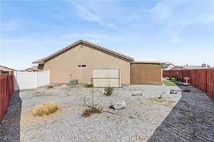 16735 Hastings Pl, Victorville, CA 92395 - Photo 26