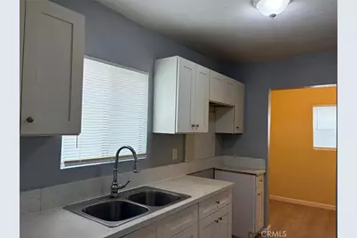1075 1079 Belvan, San Bernardino, CA 92410 - Photo 6
