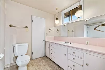 548 N 2nd Avenue, Upland, CA 91786 - Photo 30