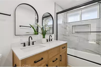 10007 Debra Avenue, Granada Hills, CA 91343 - Photo 22