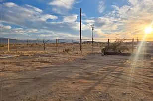 80918 Brown, 29 Palms MCB, CA 92277 - Photo 34