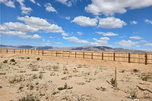80918 Brown, 29 Palms MCB, CA 92277 - Photo 32