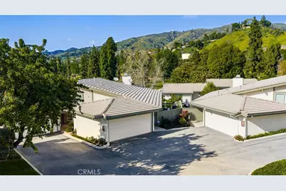 2411 E Greenview Drive, Glendora, CA 91741 - Photo 32